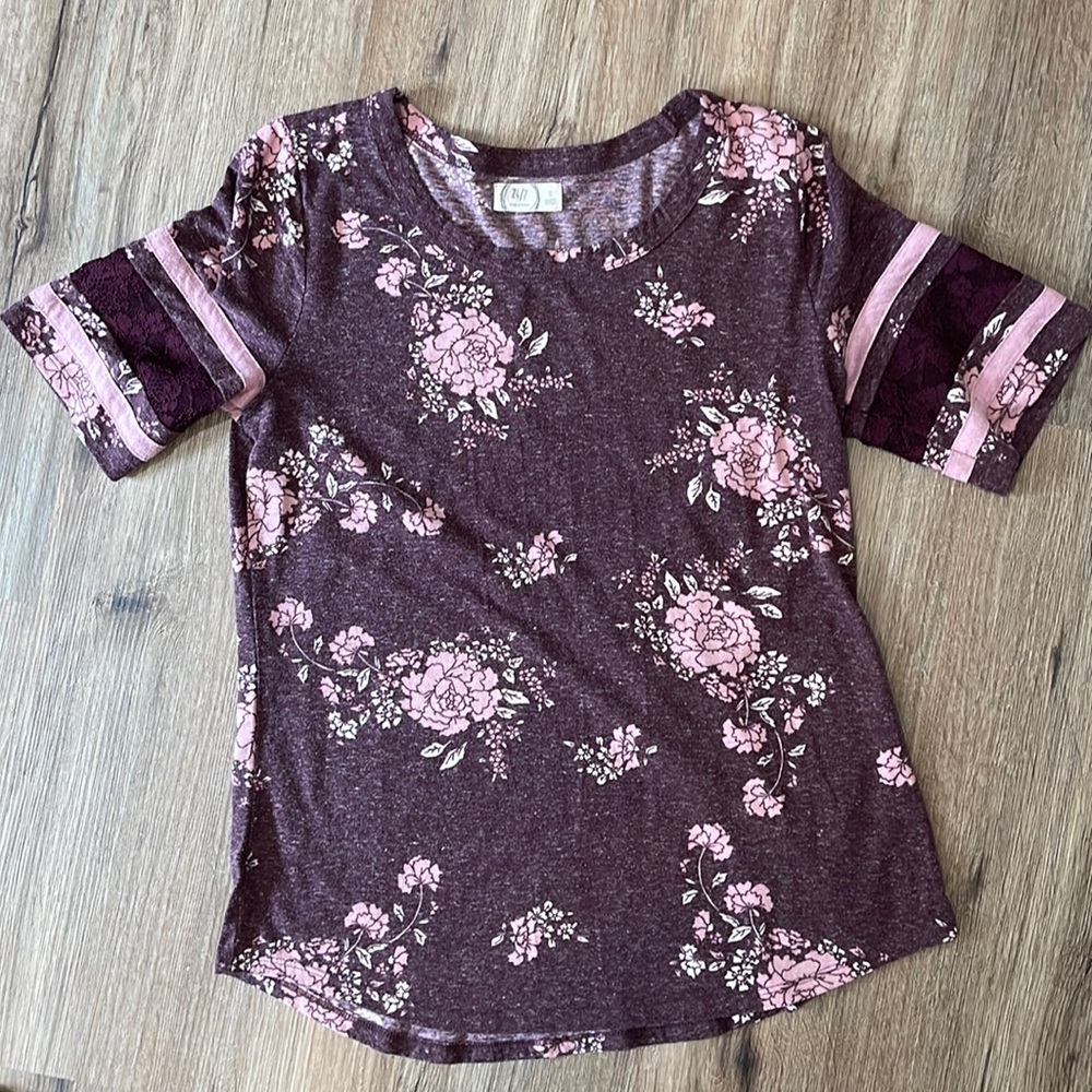 Maurices Short sleeve floral top